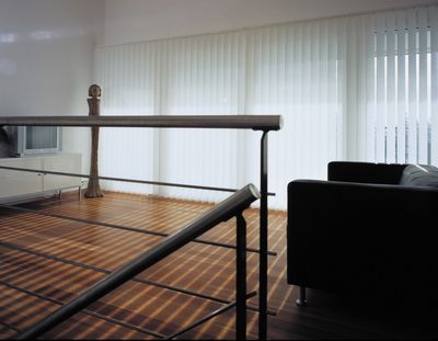 Vertical Blind Systems, Function, Room shot