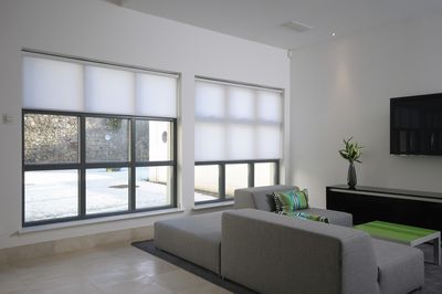 Roller Blind Systems, SG 4910, Colorama 2, Room shot "Kenny Miller Home", Edinburgh, United Kingdom